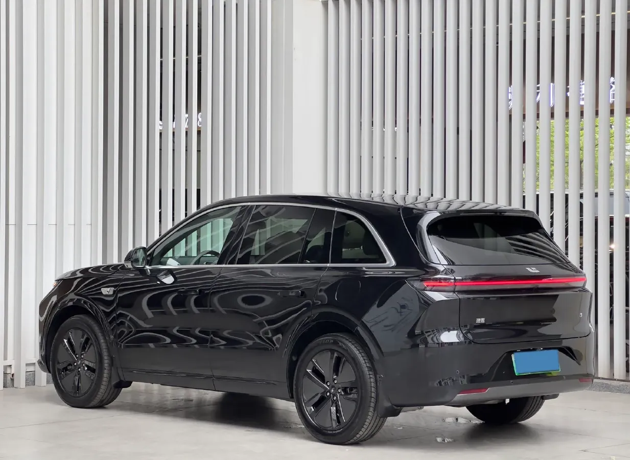 2024 Li L6 Range Extended 154HP L4 REEV 36.8KWH,autocango,china used car exporter,china ev exporter,chinese used car exporter,chinese used ev exporter