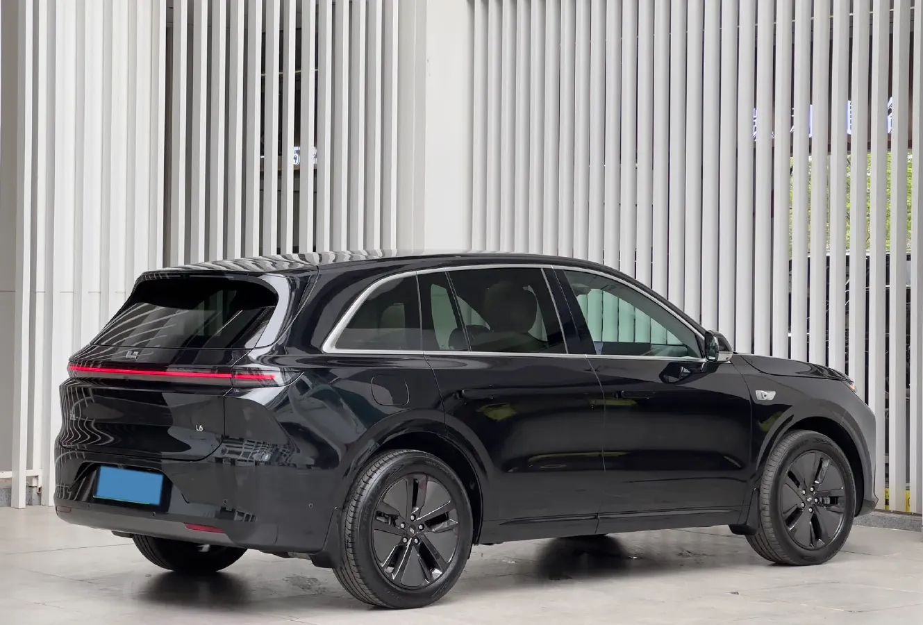 2024 Li L6 Range Extended 154HP L4 REEV 36.8KWH,autocango,china used car exporter,china ev exporter,chinese used car exporter,chinese used ev exporter