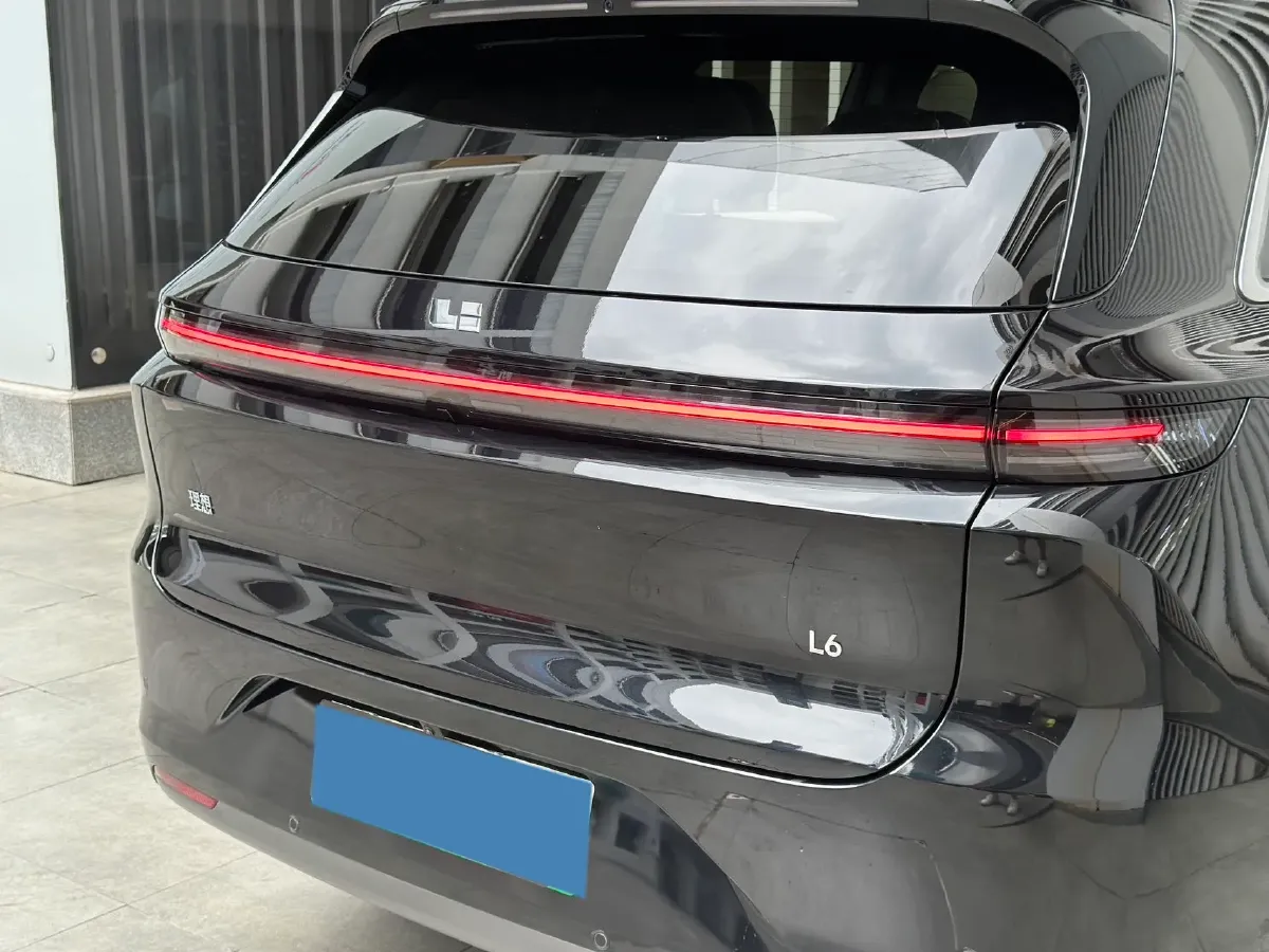 2024 Li L6 Range Extended 154HP L4 REEV 36.8KWH,autocango,china used car exporter,china ev exporter,chinese used car exporter,chinese used ev exporter