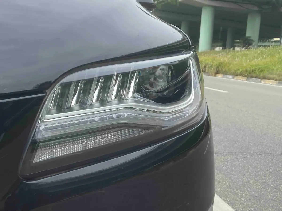 2019 Lincoln MKZ 2.0T 196HP L4 6AT,autocango,china used car exporter,china ev exporter,chinese used car exporter,chinese used ev exporter