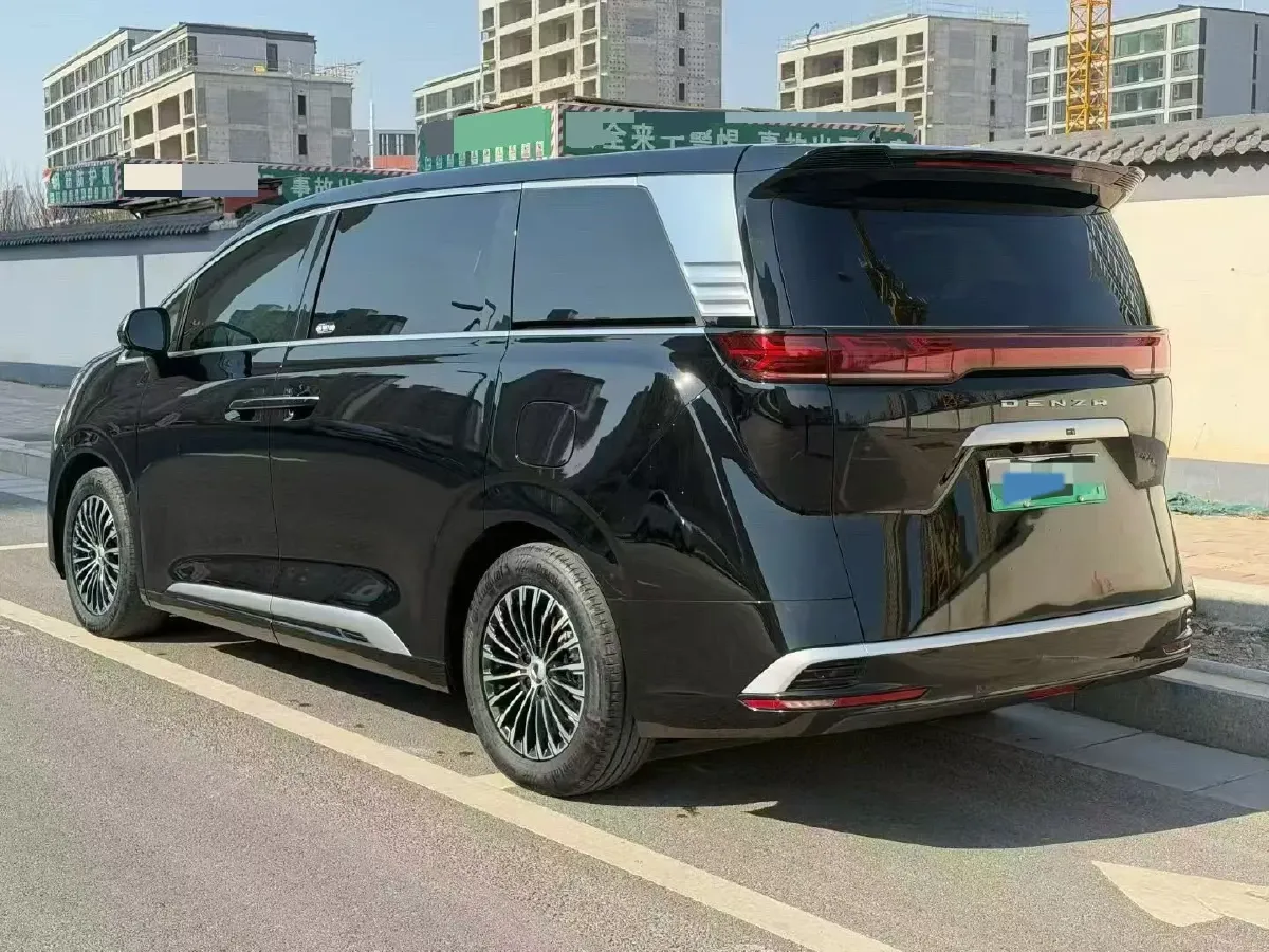2025 Denza D9 1.5T 156HP L4 E-CVT PHEV 40KWH,autocango,china used car exporter,china ev exporter,chinese used car exporter,chinese used ev exporter