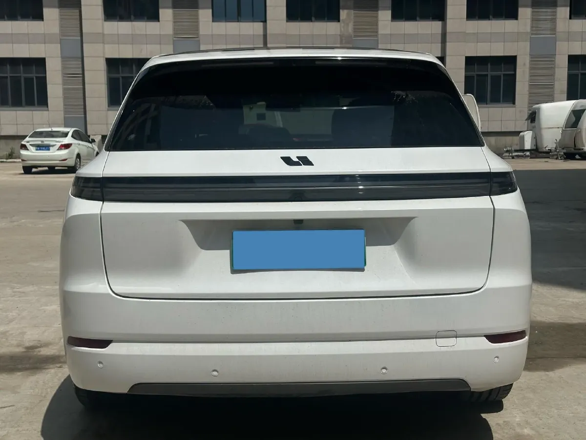 2024 Li L7 Range Extended 154HP REEV 42.8KWH,autocango,china used car exporter,china ev exporter,chinese used car exporter,chinese used ev exporter