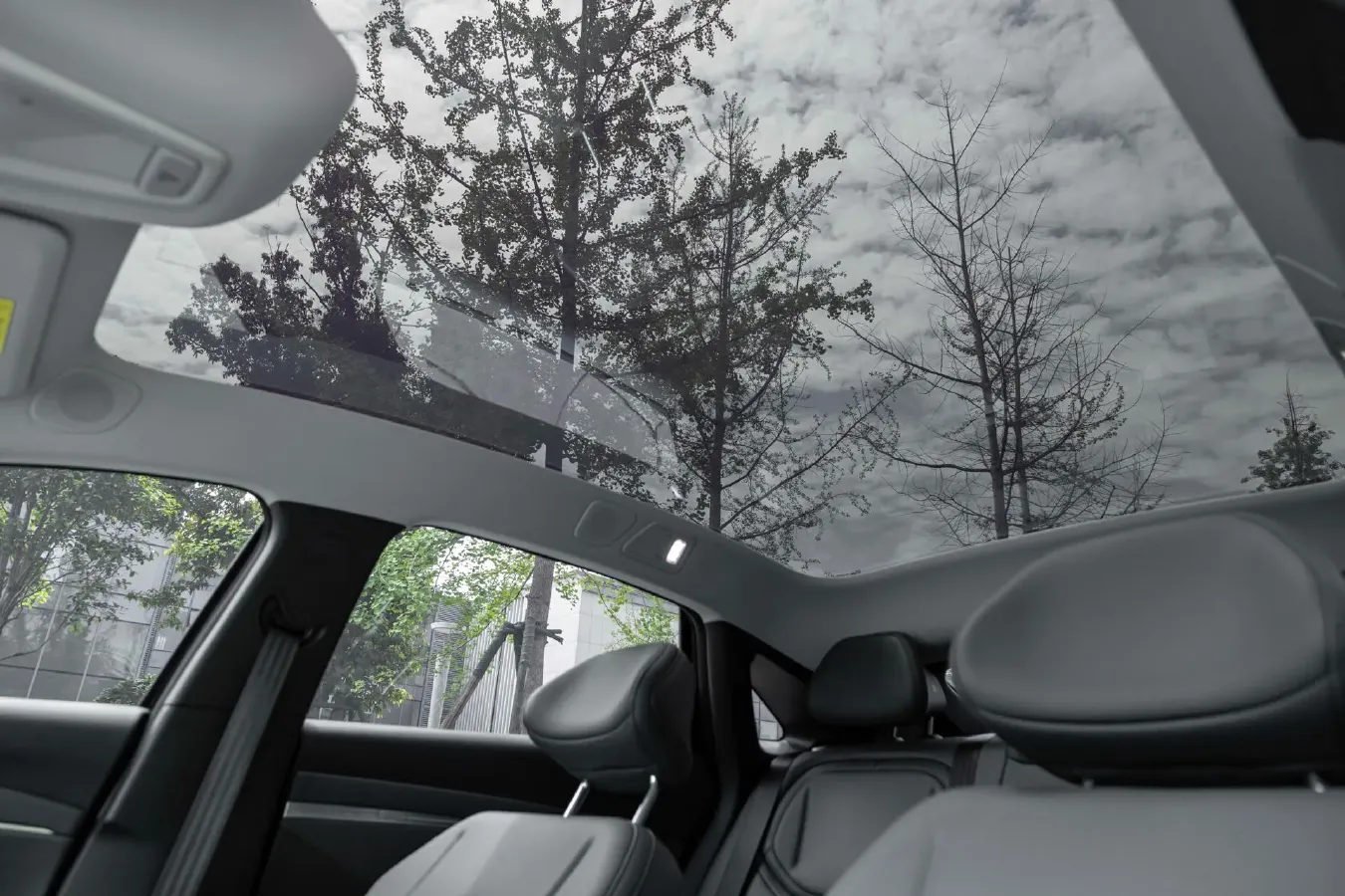 2024 Xpeng MONA M03 BEV 62.2KWH,autocango,china used car exporter,china ev exporter,chinese used car exporter,chinese used ev exporter