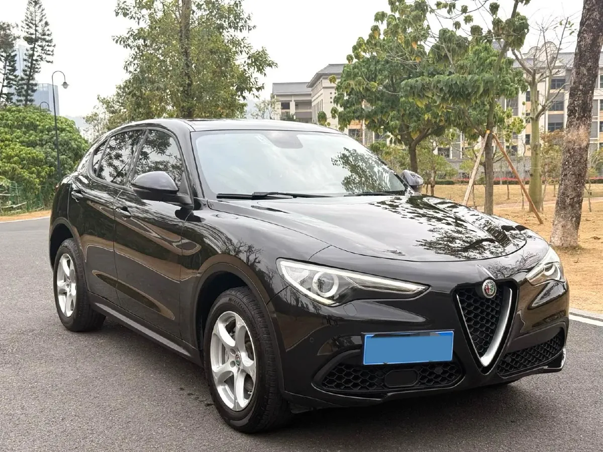 2017 Lexus NX 2.0T 238HP L4 6AT,autocango,china used car exporter,china ev exporter,chinese used car exporter,chinese used ev exporter