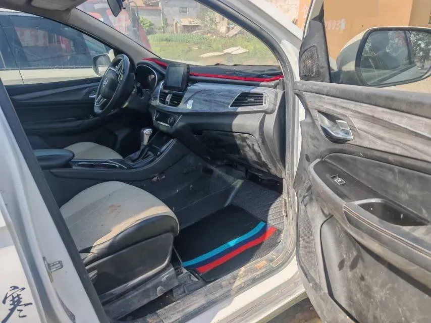 2019 BaoJun 730 1.5T 151HP L4 CVT,autocango,china used car exporter,china ev exporter,chinese used car exporter,chinese used ev exporter