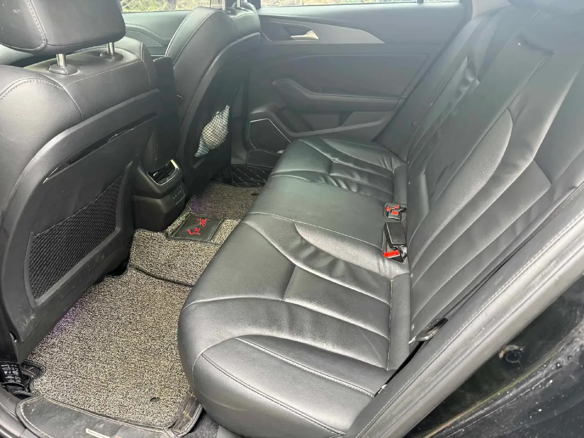 2020 HongQi H5 1.8T 197HP L4 6AT,autocango,china used car exporter,china ev exporter,chinese used car exporter,chinese used ev exporter