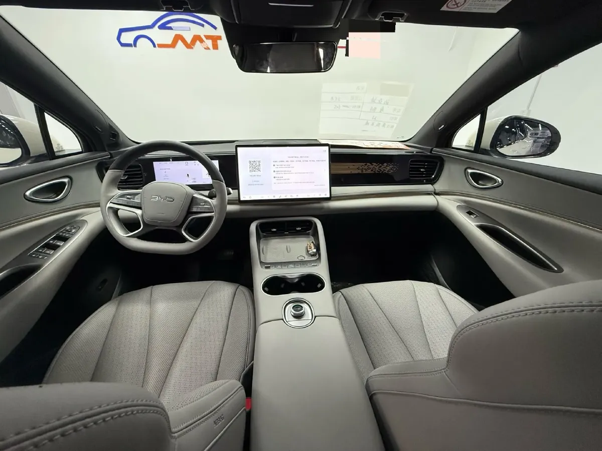 2025 LanDian E5 PLUS 1.5L 95HP L4 E-CVT PHEV,autocango,china used car exporter,china ev exporter,chinese used car exporter,chinese used ev exporter