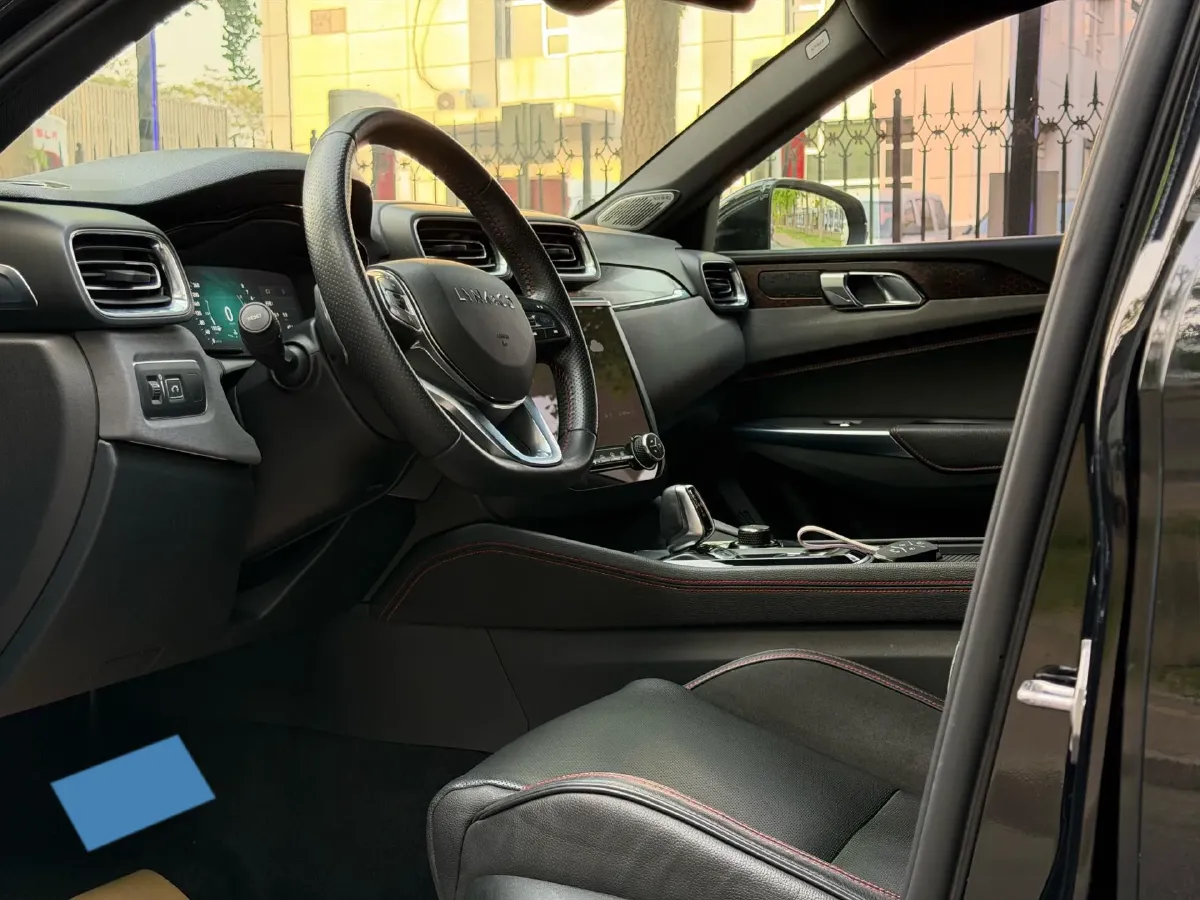 2019 LYNK&CO 03 2.0T 190HP L4 6AT,autocango,china used car exporter,china ev exporter,chinese used car exporter,chinese used ev exporter