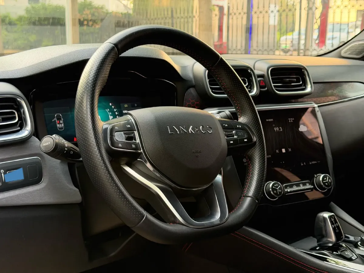 2019 LYNK&CO 03 2.0T 190HP L4 6AT,autocango,china used car exporter,china ev exporter,chinese used car exporter,chinese used ev exporter