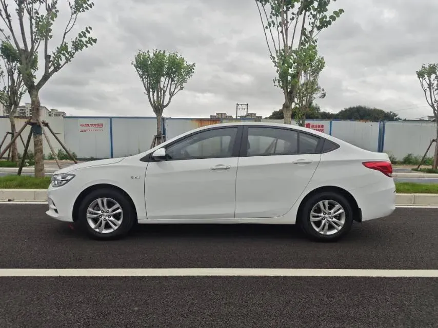2019 Chevrolet Cavalier 1.5L 113HP L4 5MT,autocango,china used car exporter,china ev exporter,chinese used car exporter,chinese used ev exporter