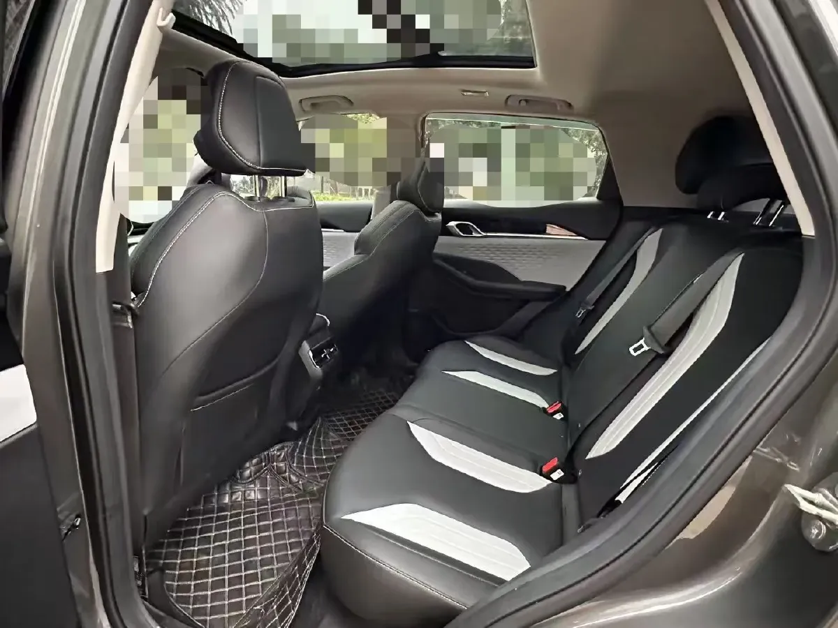 2022 Geely Coolray 1.5T 181HP L4 7DCT,autocango,china used car exporter,china ev exporter,chinese used car exporter,chinese used ev exporter