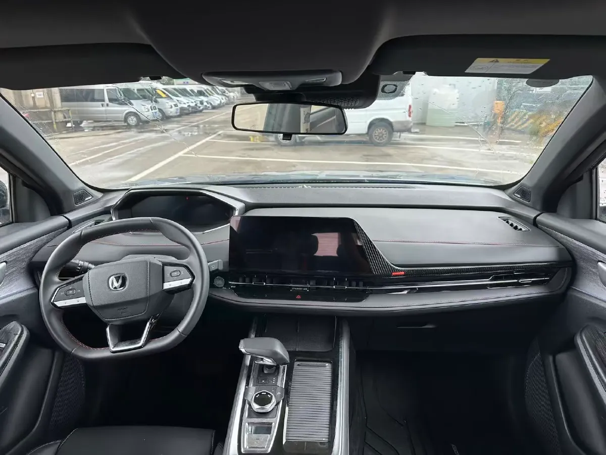 2022 ChangAn Oshan X7 Plus 1.5T 188HP L4 7DCT,autocango,china used car exporter,china ev exporter,chinese used car exporter,chinese used ev exporter