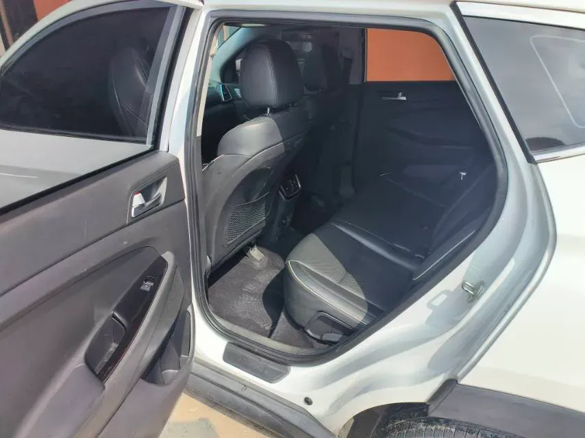 2020 Hyundai Tucson 1.6T 177HP L4 7DCT,autocango,china used car exporter,china ev exporter,chinese used car exporter,chinese used ev exporter
