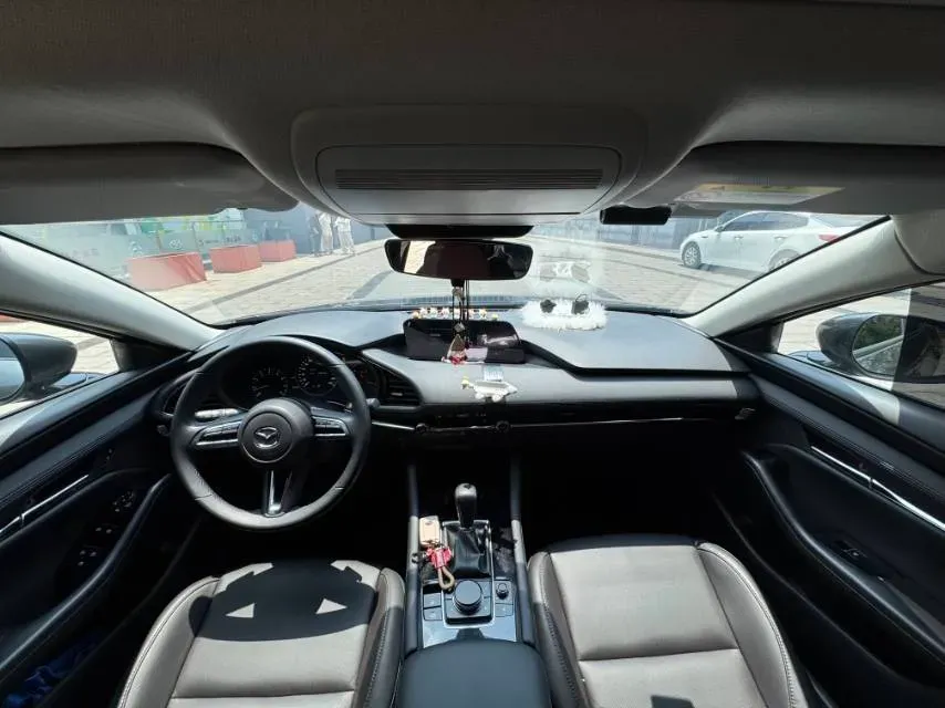 2022 Mazda 3 Axela 2.0L 158HP L4 6AT,autocango,china used car exporter,china ev exporter,chinese used car exporter,chinese used ev exporter