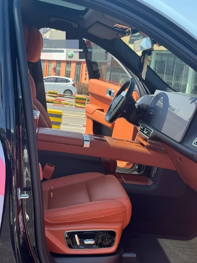 2024 Li L8 Range Extended 154HP REEV 52.3KWH,autocango,china used car exporter,china ev exporter,chinese used car exporter,chinese used ev exporter