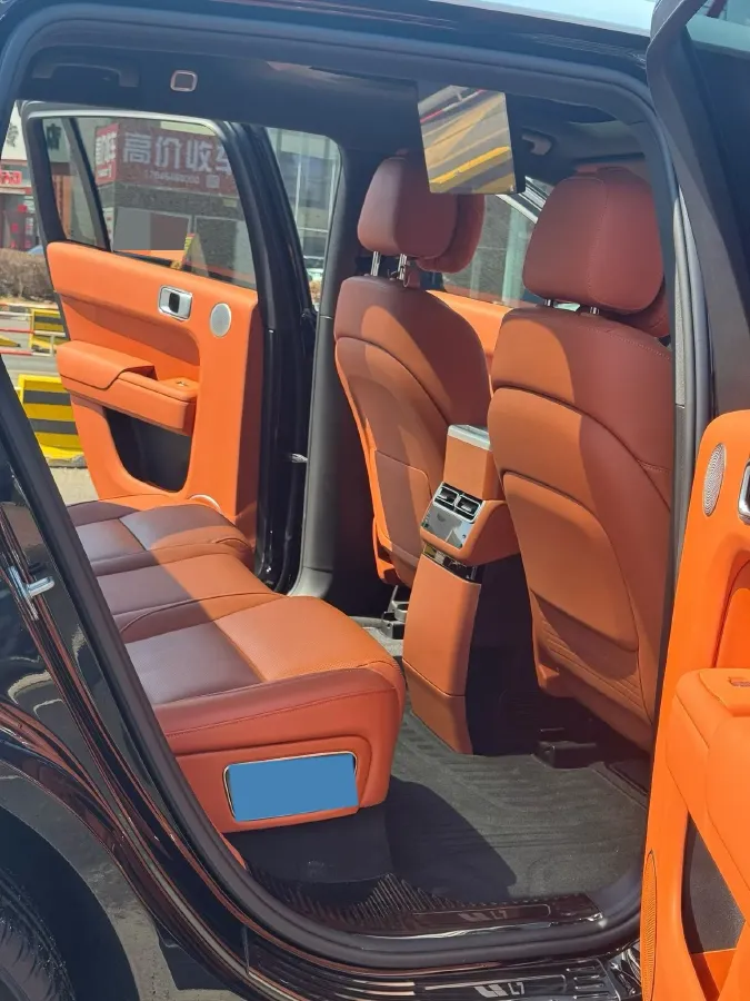 2024 Li L8 Range Extended 154HP REEV 52.3KWH,autocango,china used car exporter,china ev exporter,chinese used car exporter,chinese used ev exporter