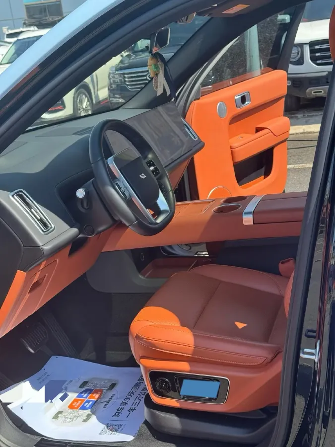 2024 Li L8 Range Extended 154HP REEV 52.3KWH,autocango,china used car exporter,china ev exporter,chinese used car exporter,chinese used ev exporter