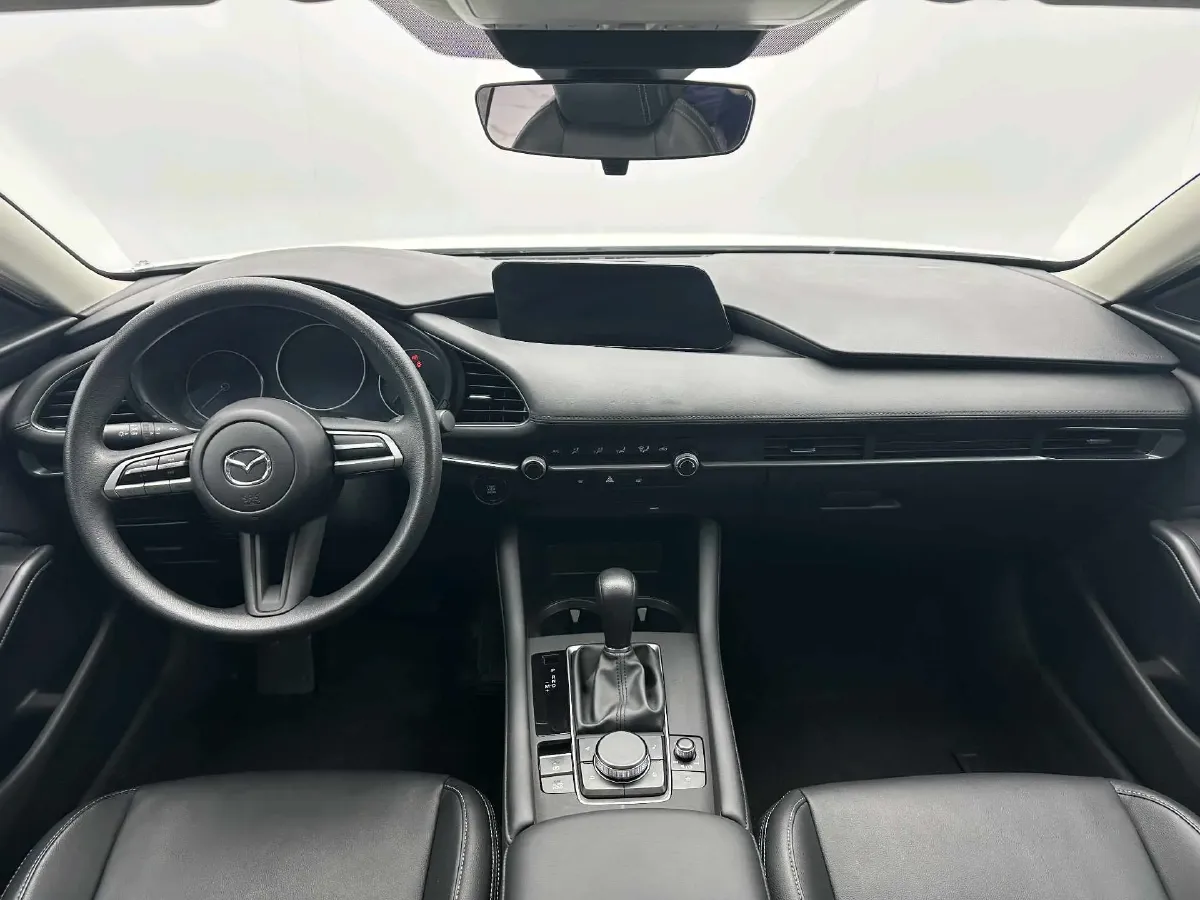 2021 Mazda 3 Axela 1.5L 117HP L4 6AT,autocango,china used car exporter,china ev exporter,chinese used car exporter,chinese used ev exporter