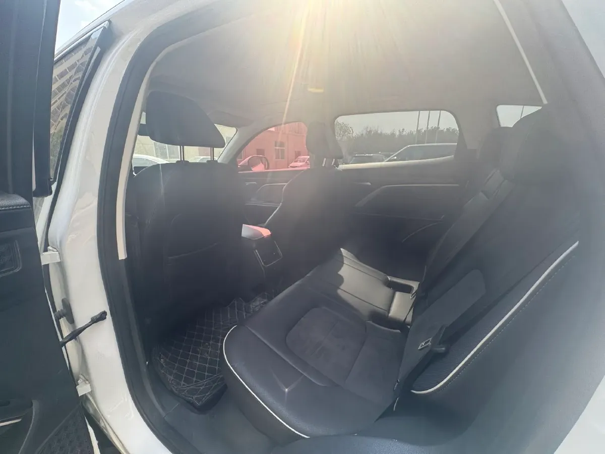 2023 Haval H6 1.5T 150HP L4 7DCT,autocango,china used car exporter,china ev exporter,chinese used car exporter,chinese used ev exporter