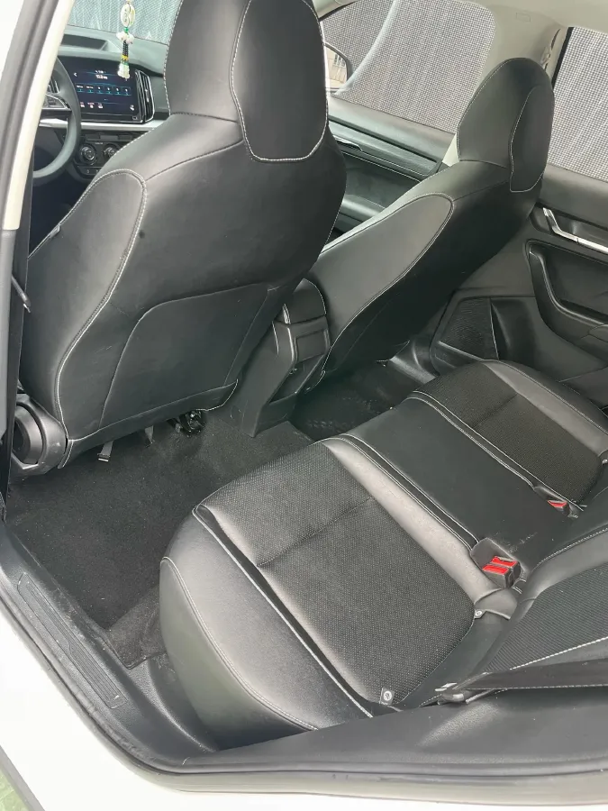 2022 Skoda Kamiq 1.5L 112HP L4 6AT,autocango,china used car exporter,china ev exporter,chinese used car exporter,chinese used ev exporter