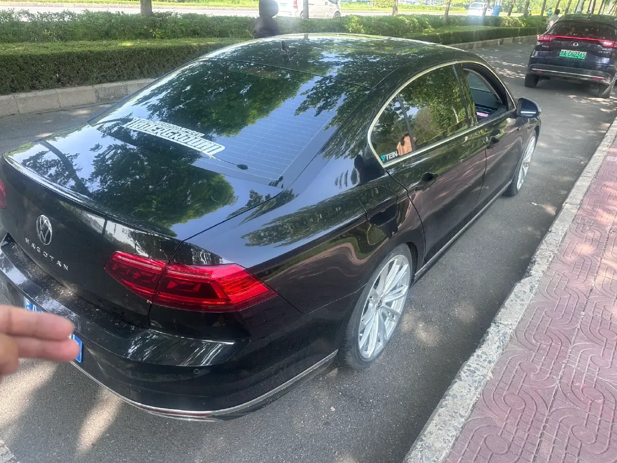 2020 Volkswagen Magotan 2.0T 186HP L4 7DCT,autocango,china used car exporter,china ev exporter,chinese used car exporter,chinese used ev exporter