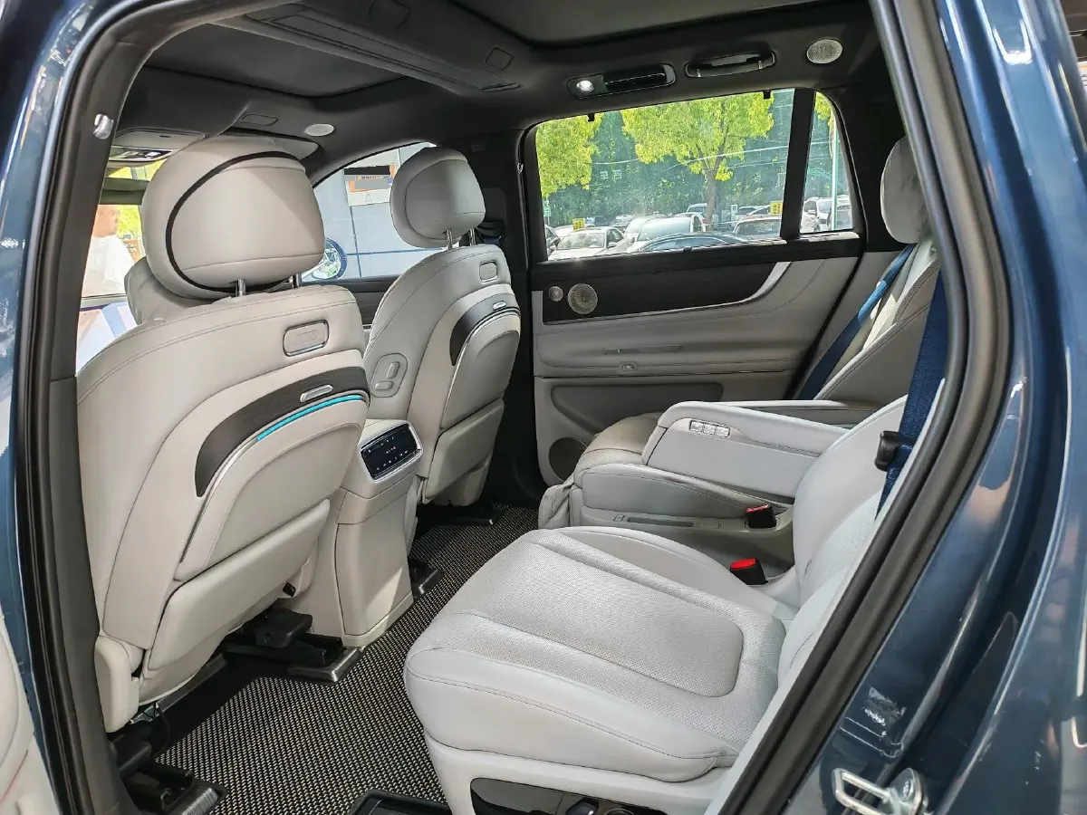 2024 AITO AITO M9 1.5T 152HP L4 REEV 42KWH,autocango,china used car exporter,china ev exporter,chinese used car exporter,chinese used ev exporter