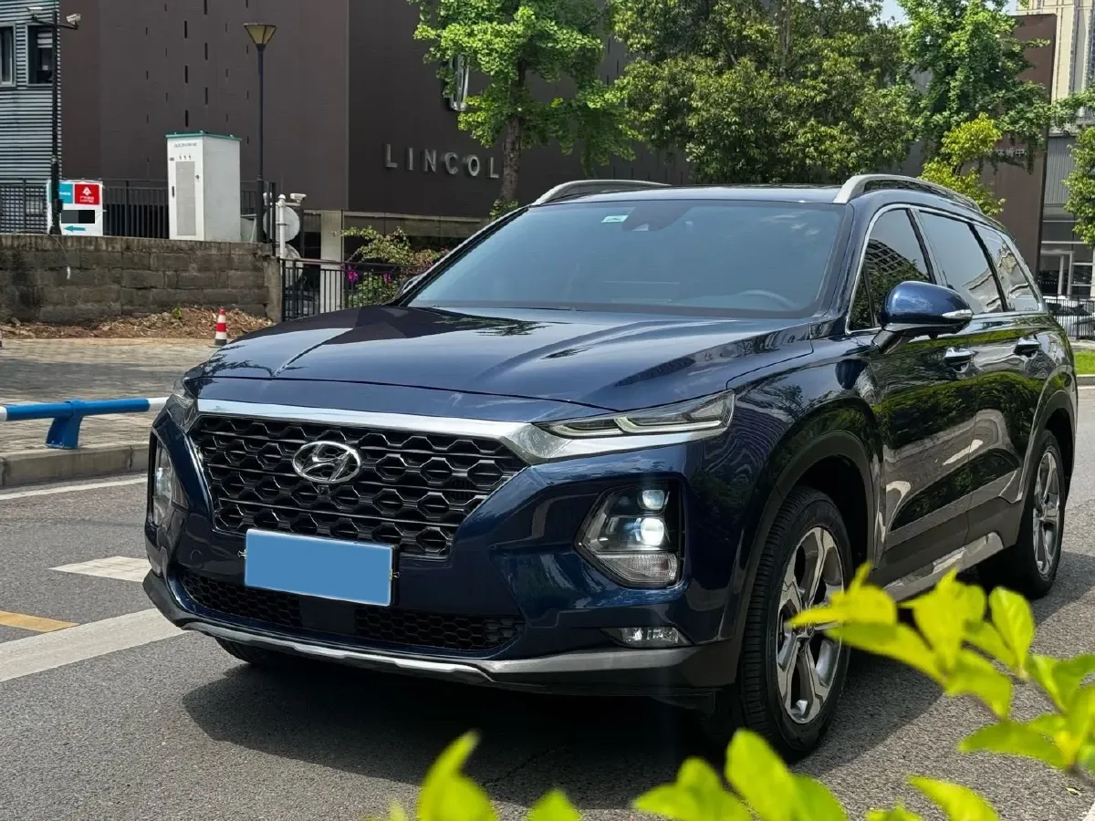 2019 Hyundai Santafe 2.0T 240HP L4 8AT,autocango,china used car exporter,china ev exporter,chinese used car exporter,chinese used ev exporter