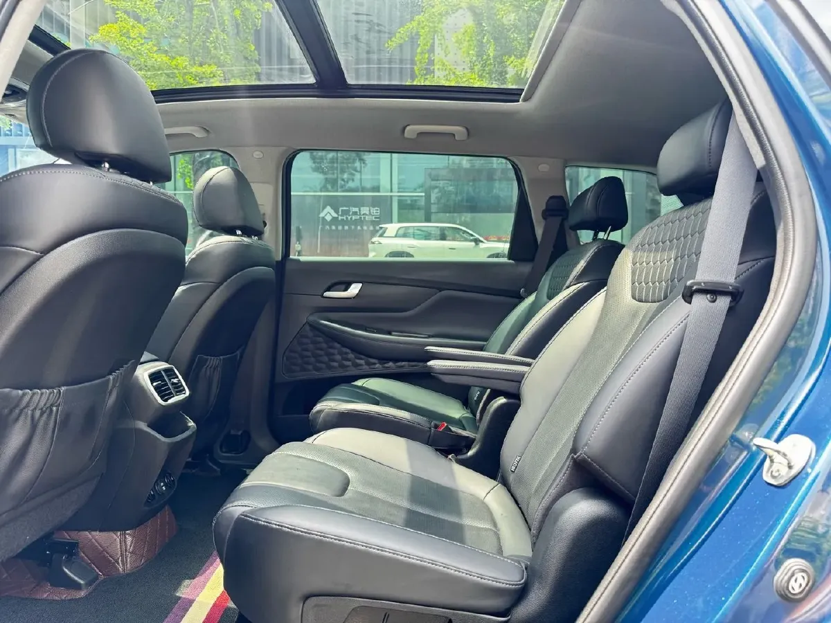 2019 Hyundai Santafe 2.0T 240HP L4 8AT,autocango,china used car exporter,china ev exporter,chinese used car exporter,chinese used ev exporter