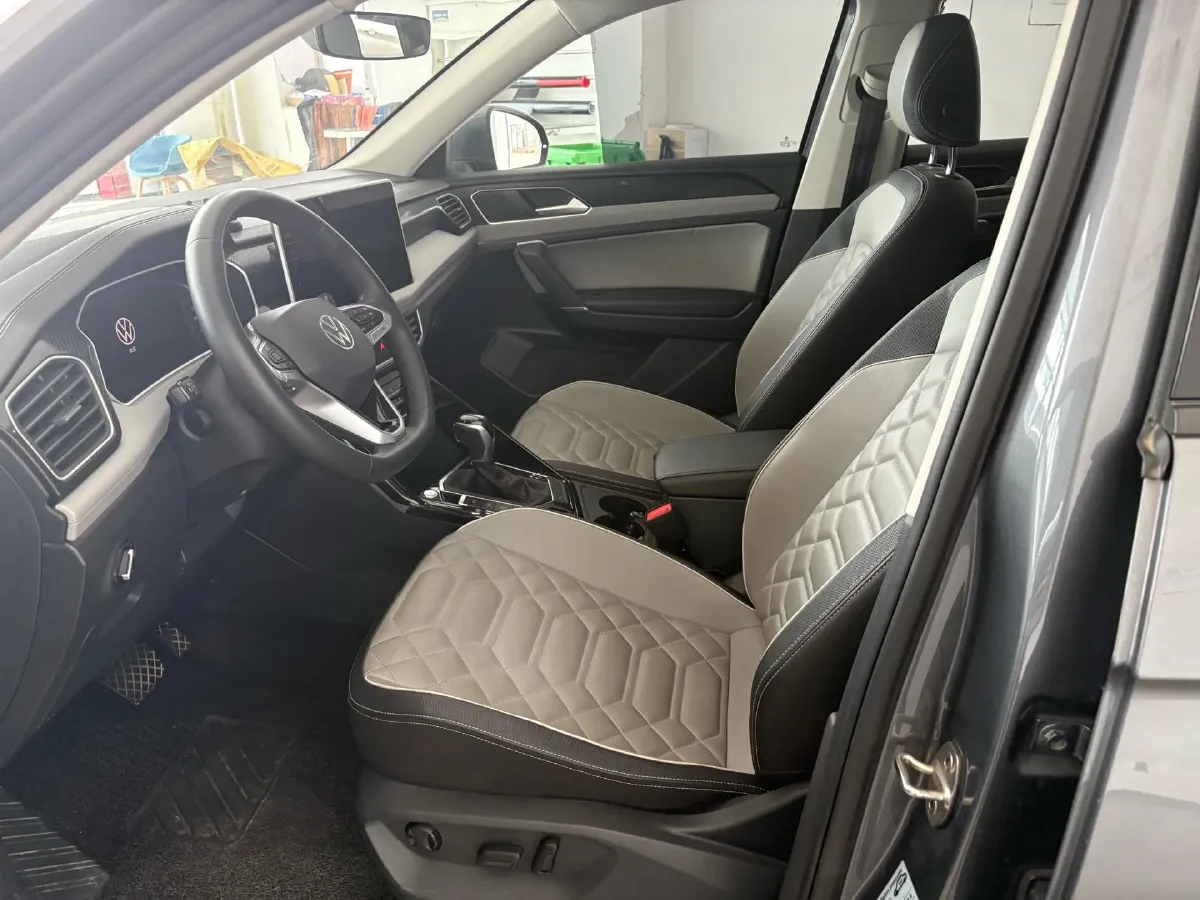 2023 Volkswagen Tayron 1.5T 160HP L4 7DCT,autocango,china used car exporter,china ev exporter,chinese used car exporter,chinese used ev exporter