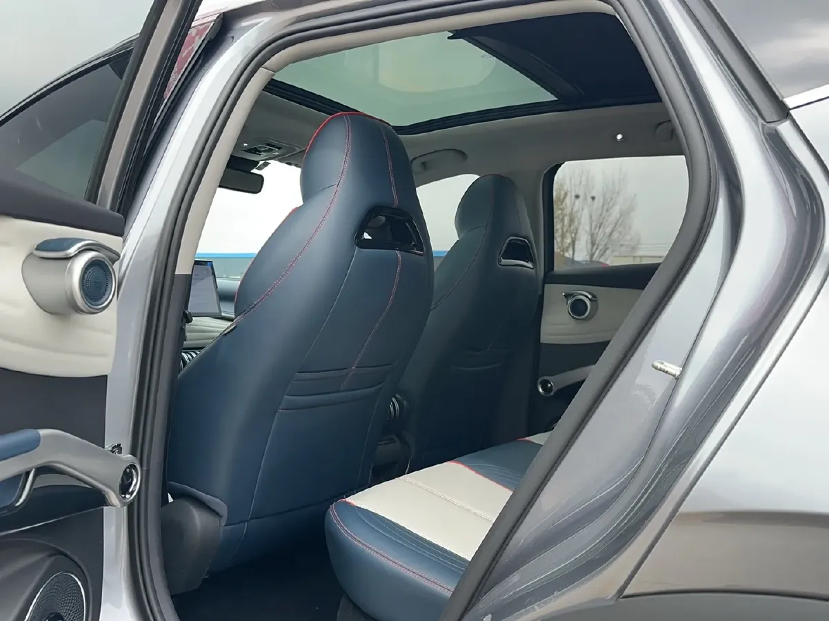 2022 Roewe RX5 MAX 1.5T 181HP L4 6AT,autocango,china used car exporter,china ev exporter,chinese used car exporter,chinese used ev exporter