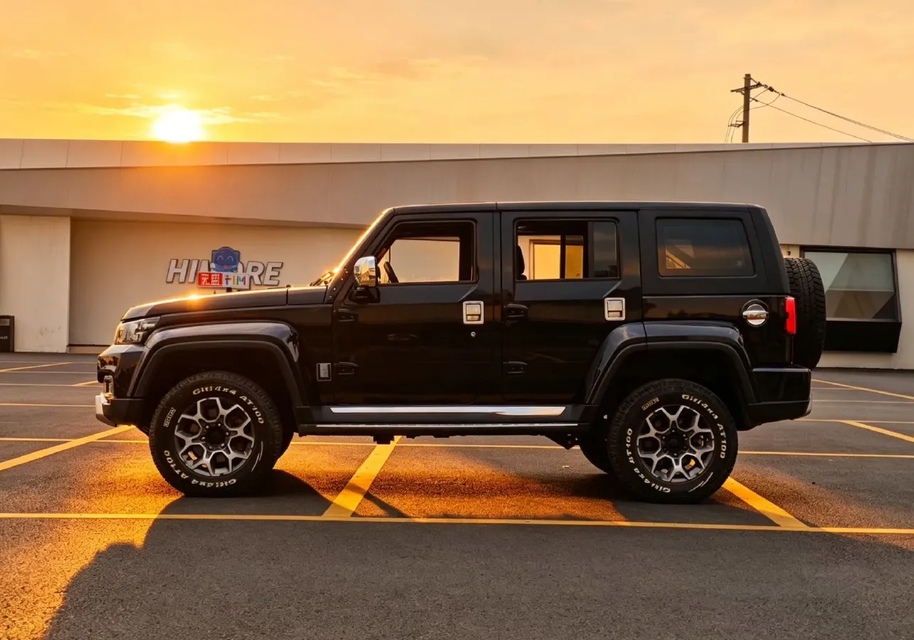 2018 Beijing BJ40 2.3T 250HP L4 6AT,autocango,china used car exporter,china ev exporter,chinese used car exporter,chinese used ev exporter