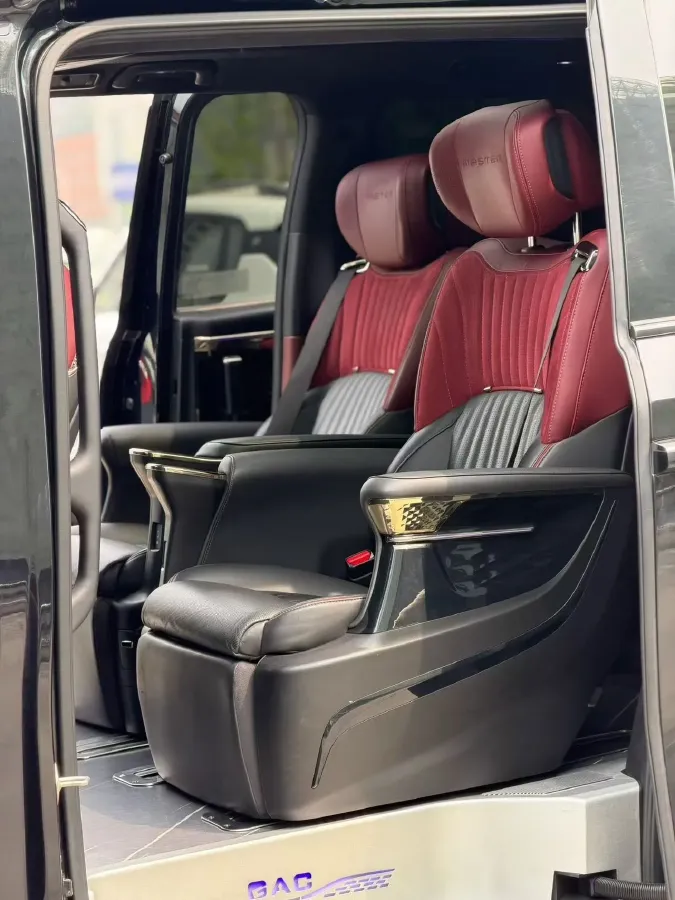 2023 GAC Trumpchi M8 2.0T 252HP L4 8AT,autocango,china used car exporter,china ev exporter,chinese used car exporter,chinese used ev exporter