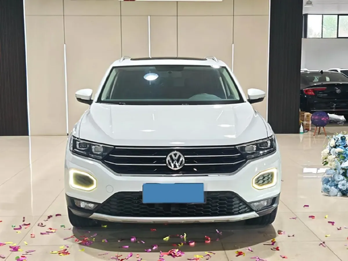 2020 Volkswagen T-Roc 1.4T 150HP L4 7DCT,autocango,china used car exporter,china ev exporter,chinese used car exporter,chinese used ev exporter