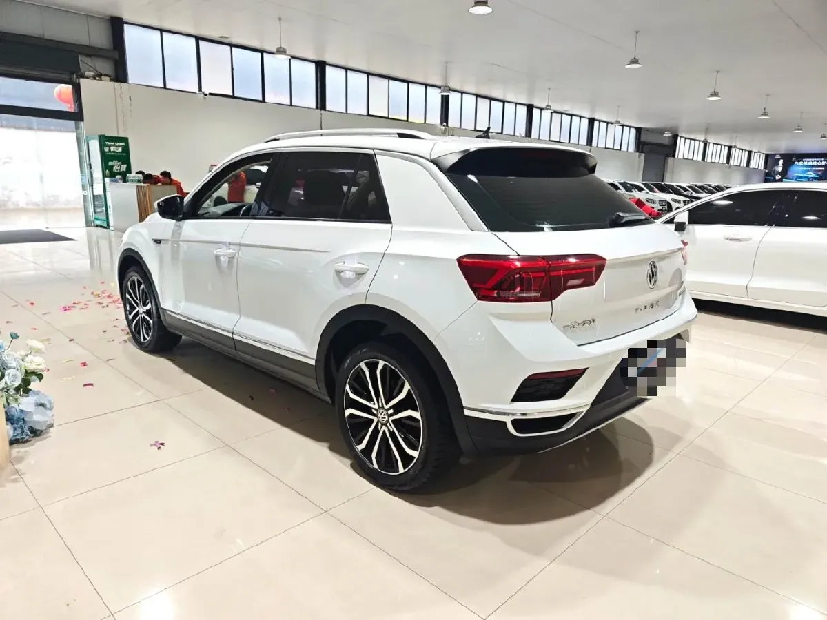 2020 Volkswagen T-Roc 1.4T 150HP L4 7DCT,autocango,china used car exporter,china ev exporter,chinese used car exporter,chinese used ev exporter