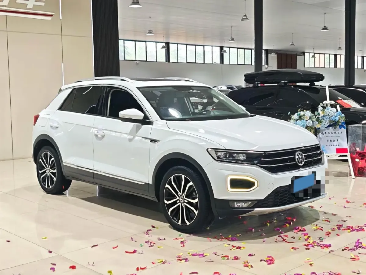 2020 Volkswagen T-Roc 1.4T 150HP L4 7DCT,autocango,china used car exporter,china ev exporter,chinese used car exporter,chinese used ev exporter