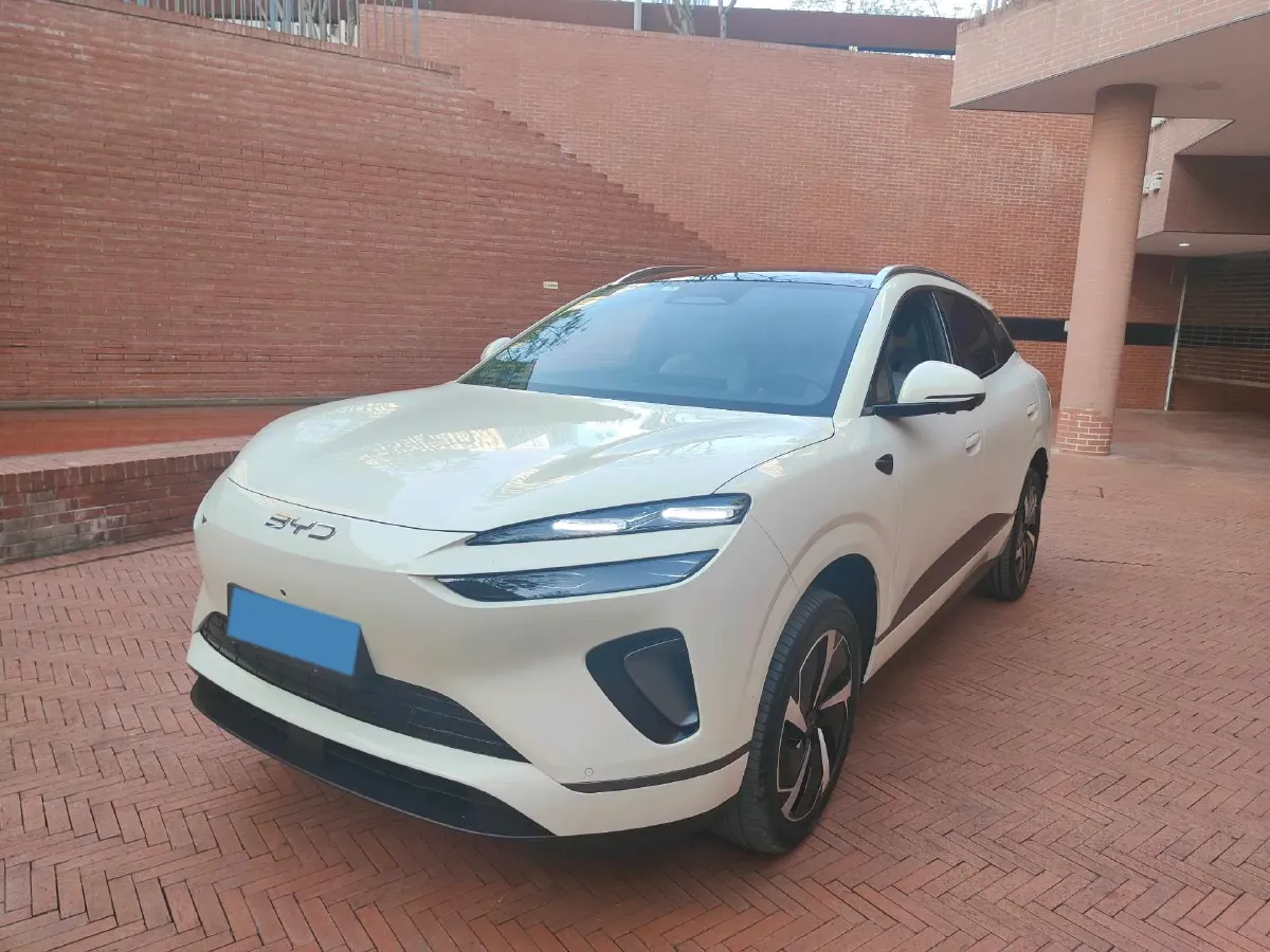2025 LanDian E5 PLUS 1.5L 95HP L4 E-CVT PHEV,autocango,china used car exporter,china ev exporter,chinese used car exporter,chinese used ev exporter