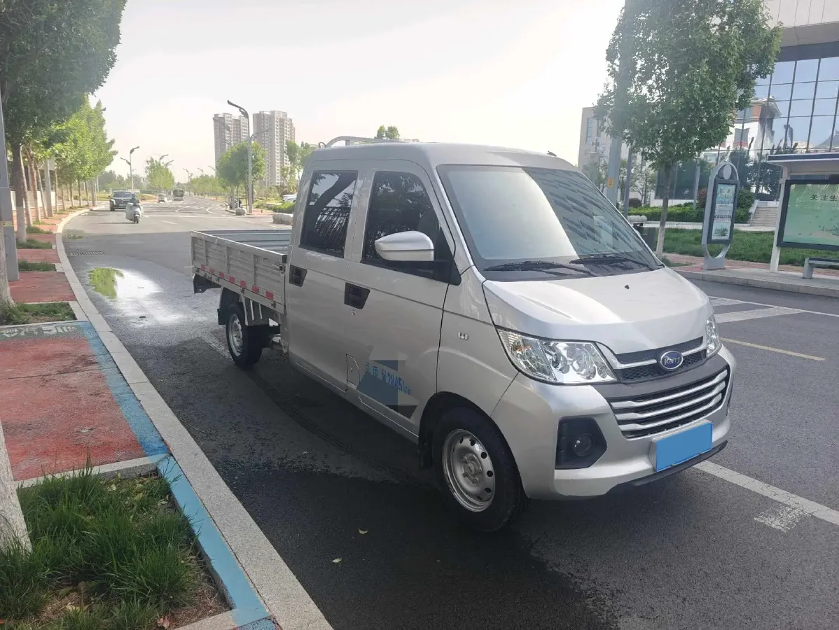 2021 ChangAn KuaYue New Leopard T5 1.6L 122HP L4 5MT,autocango,china used car exporter,china ev exporter,chinese used car exporter,chinese used ev exporter