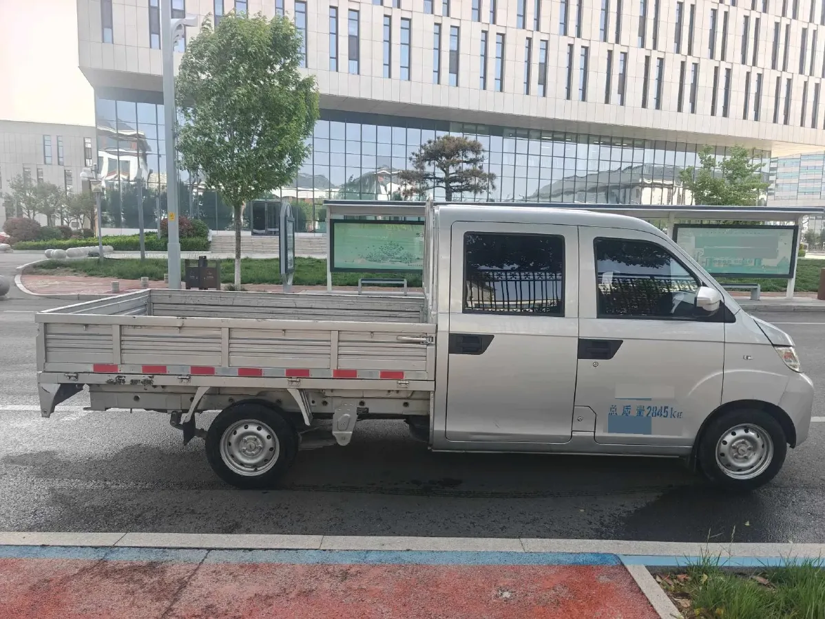 2021 ChangAn KuaYue New Leopard T5 1.6L 122HP L4 5MT,autocango,china used car exporter,china ev exporter,chinese used car exporter,chinese used ev exporter