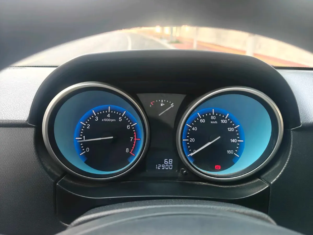 2021 ChangAn KuaYue New Leopard T5 1.6L 122HP L4 5MT,autocango,china used car exporter,china ev exporter,chinese used car exporter,chinese used ev exporter