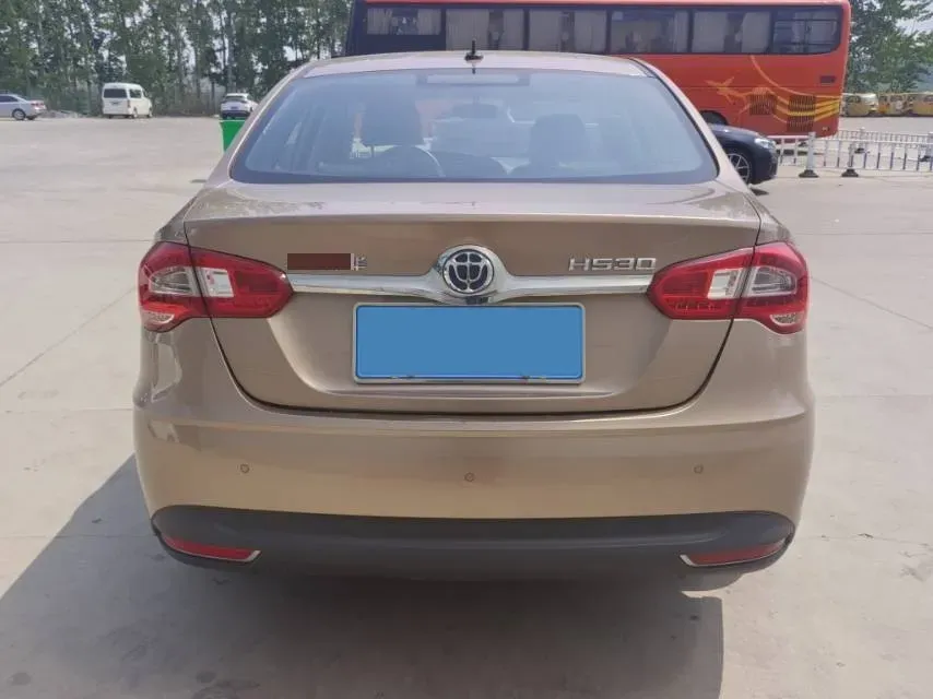 2017 Brilliance Auto H530 1.6L 118HP L4 5AT,autocango,china used car exporter,china ev exporter,chinese used car exporter,chinese used ev exporter