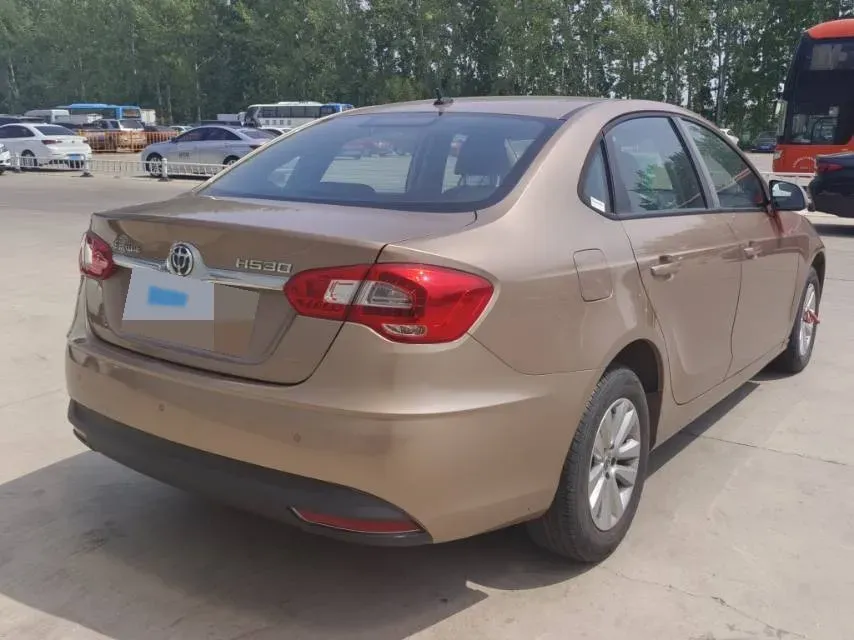 2017 Brilliance Auto H530 1.6L 118HP L4 5AT,autocango,china used car exporter,china ev exporter,chinese used car exporter,chinese used ev exporter