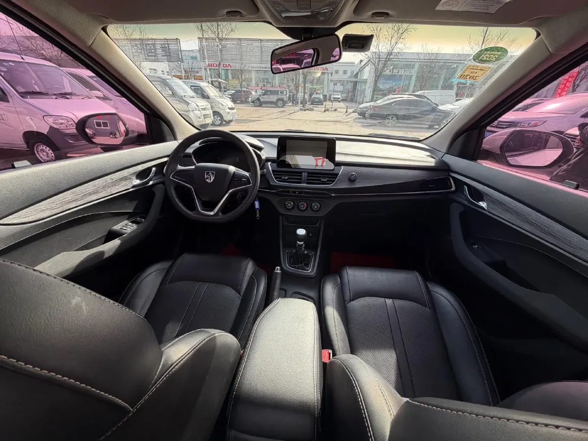 2018 BaoJun 360 1.5L 112HP L4 6MT,autocango,china used car exporter,china ev exporter,chinese used car exporter,chinese used ev exporter