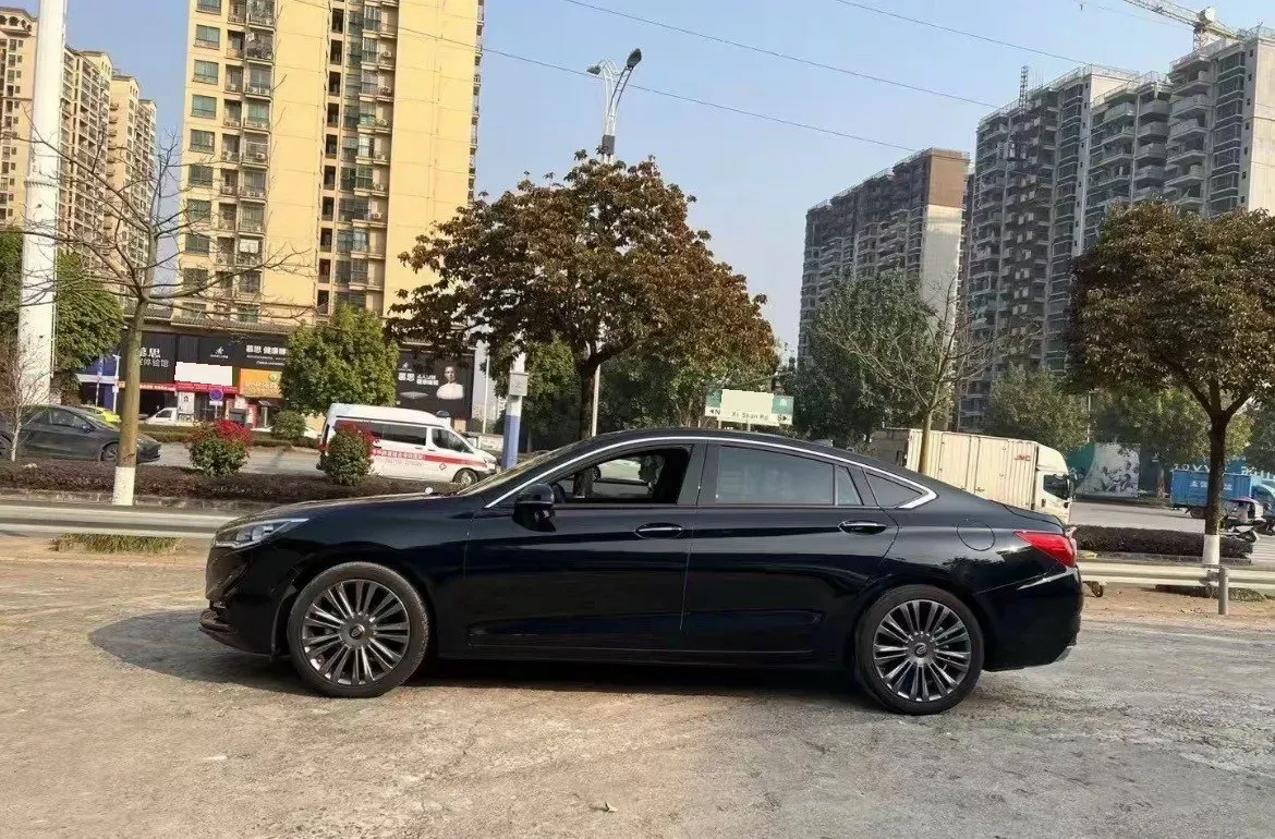 2020 HongQi H5 1.5T 169HP L4 7DCT,autocango,china used car exporter,china ev exporter,chinese used car exporter,chinese used ev exporter