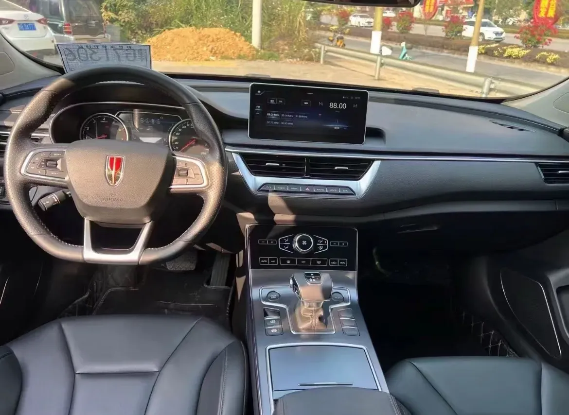 2020 HongQi H5 1.5T 169HP L4 7DCT,autocango,china used car exporter,china ev exporter,chinese used car exporter,chinese used ev exporter