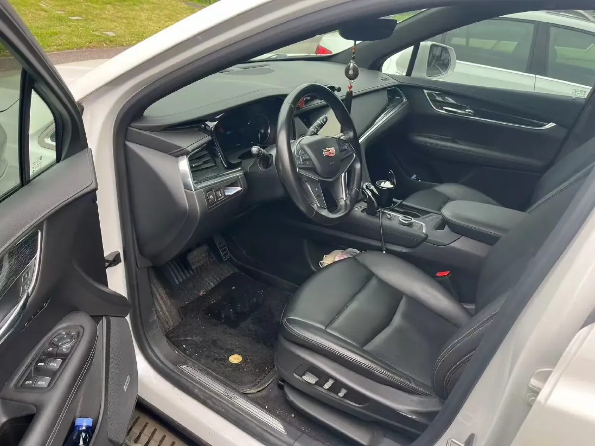 2020 Cadillac XT5 2.0T 241HP L4 9AT,autocango,china used car exporter,china ev exporter,chinese used car exporter,chinese used ev exporter