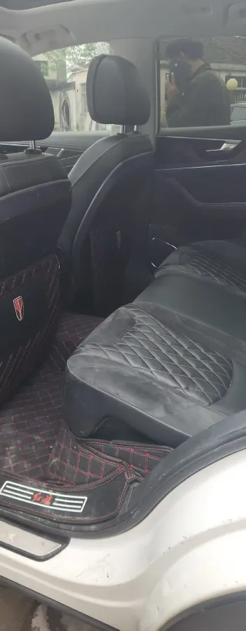 2019 HongQi HS5 2.0T 224HP L4 6AT,autocango,china used car exporter,china ev exporter,chinese used car exporter,chinese used ev exporter