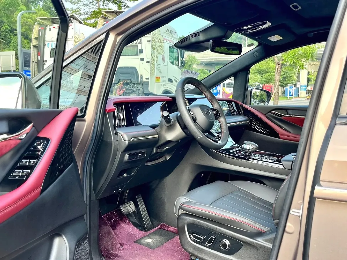 2023 GAC Trumpchi M8 2.0T 190HP L4 E-CVT Hybrid,autocango,china used car exporter,china ev exporter,chinese used car exporter,chinese used ev exporter