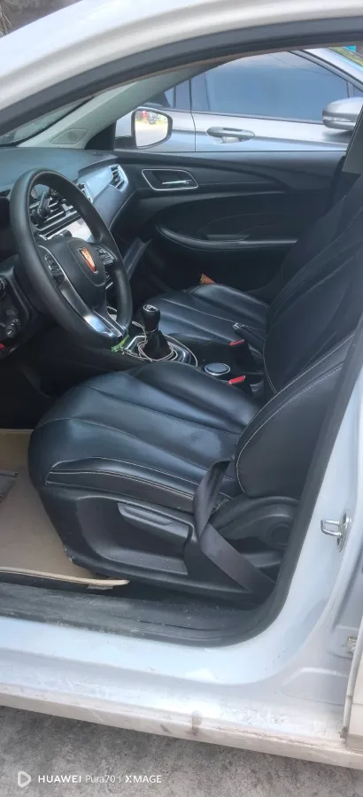 2019 Roewe i5 1.5L 120HP L4 5MT,autocango,china used car exporter,china ev exporter,chinese used car exporter,chinese used ev exporter