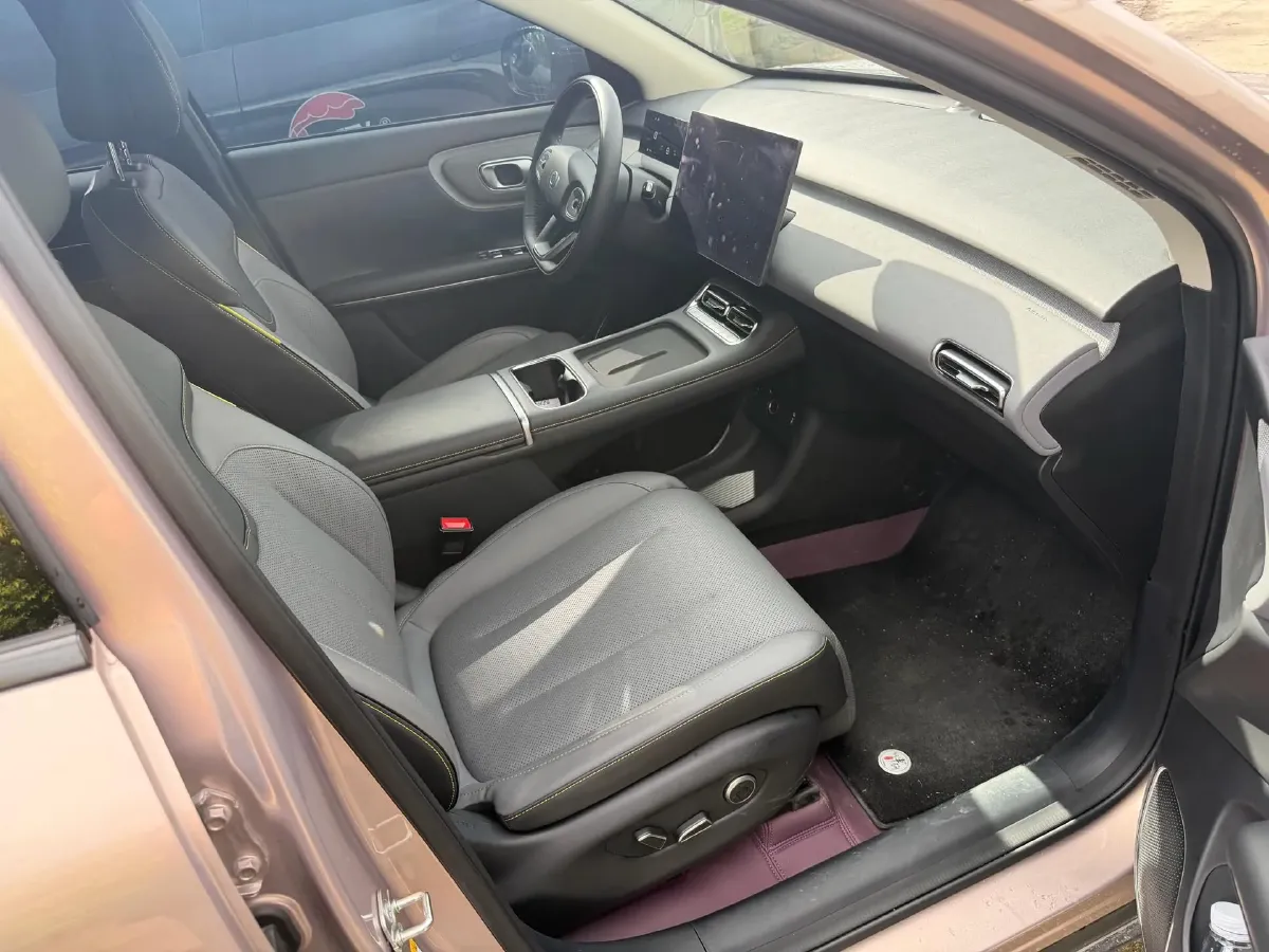 2026 Ruichi Auto EC75 BEV,autocango,china used car exporter,china ev exporter,chinese used car exporter,chinese used ev exporter