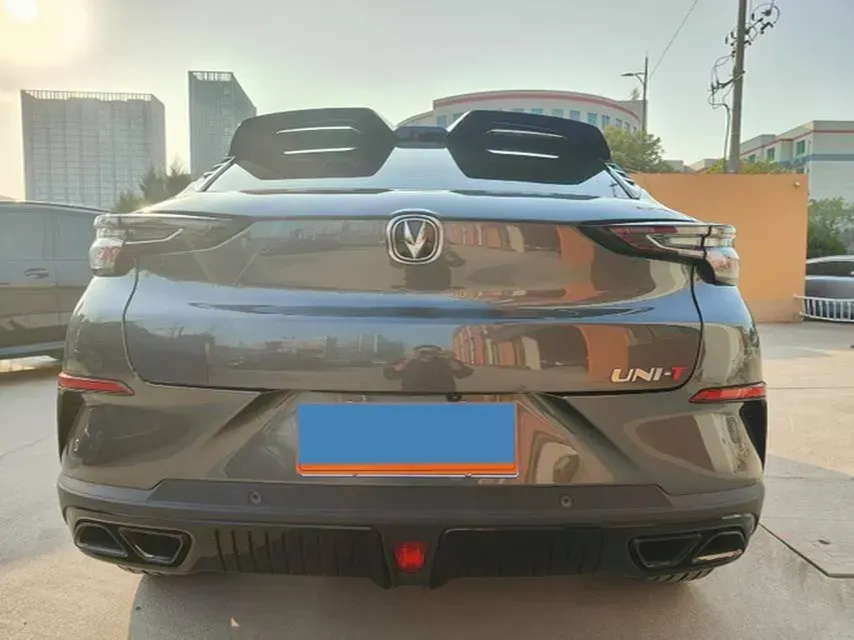 2022 ChangAn UNI-T 2.0T 233HP L4 8AT,autocango,china used car exporter,china ev exporter,chinese used car exporter,chinese used ev exporter